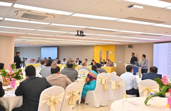 Audience at the meeting